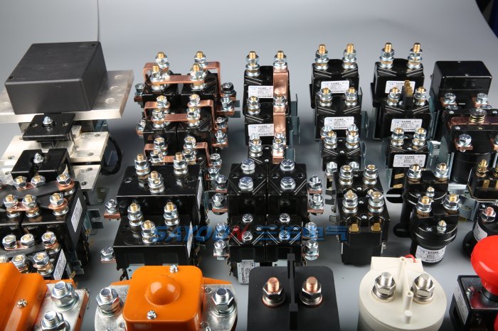 DC Contactor Product Overview